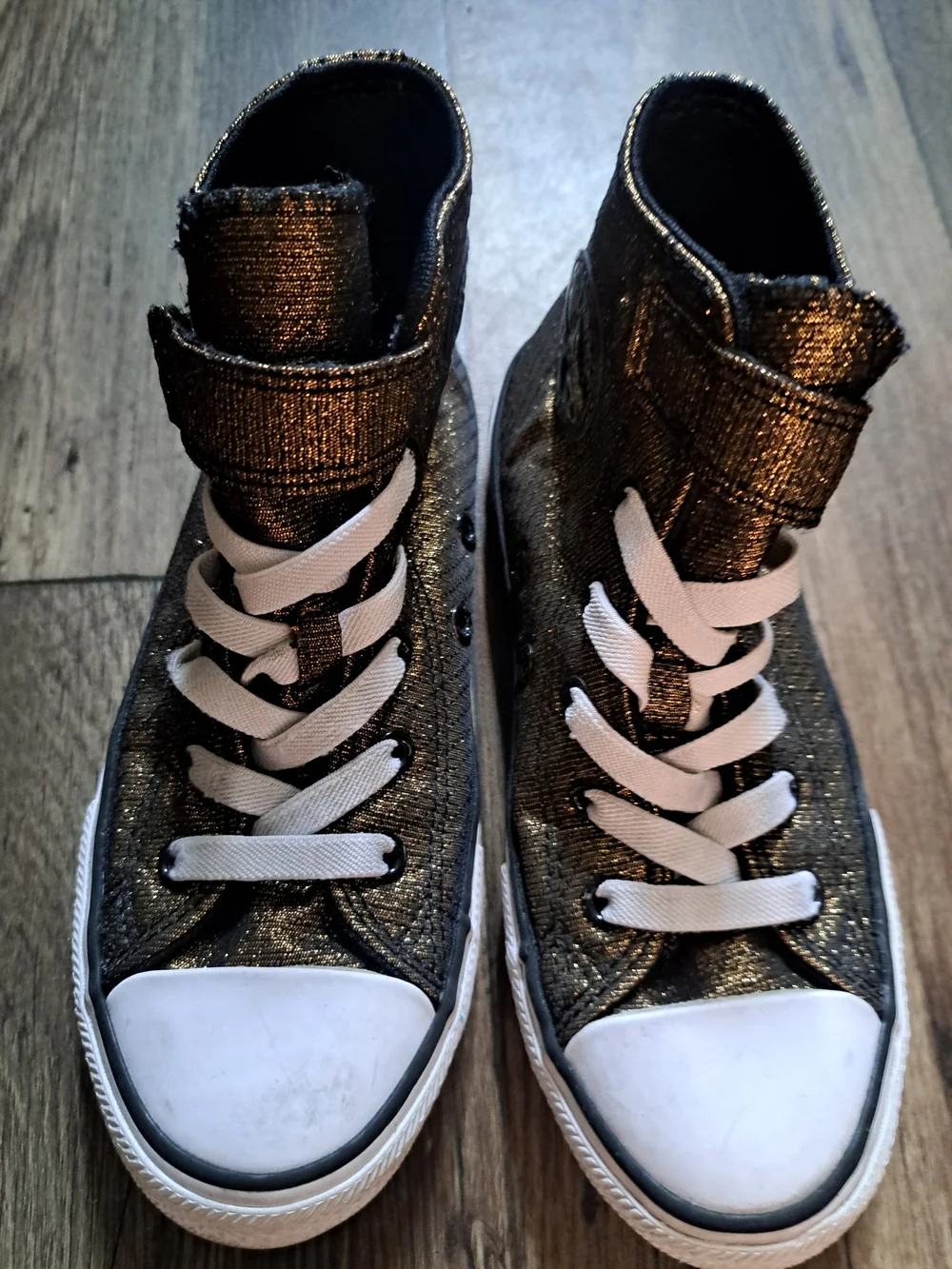 Converse High Top Sneakers in Metallic Gold Green and White Size 1